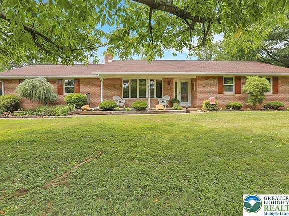 3rd image of 1097 Soffa Rd