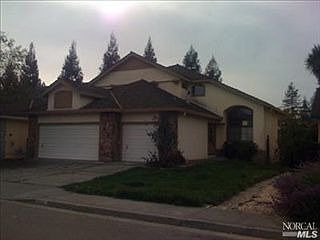 1st image of 348 Summer Rain Dr