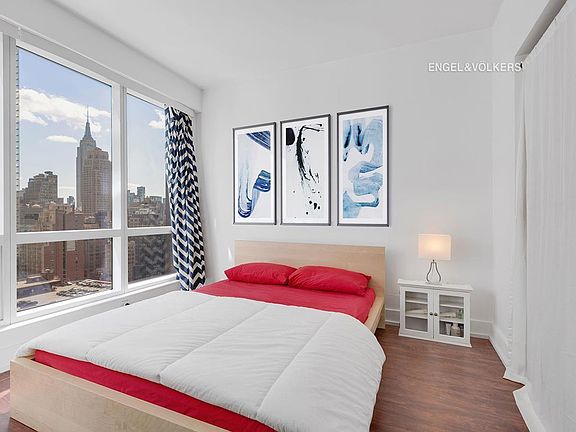 2nd image of 350 W 42nd St APT 24I