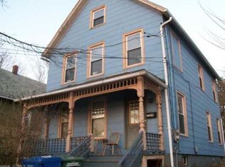 9 Maple St #2, Middletown, CT 06457