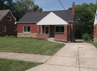 1482 Clovernoll Dr, Cincinnati, OH 45231