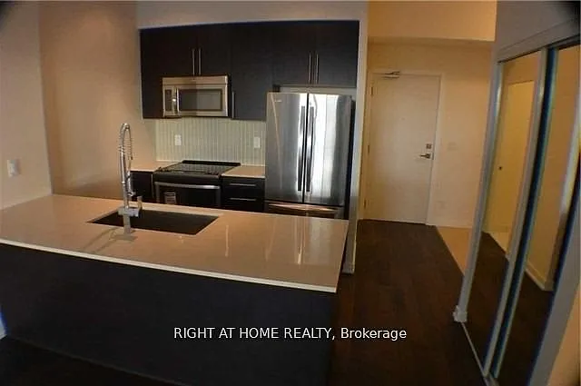 510 Curran Pl #709 — Photo 3