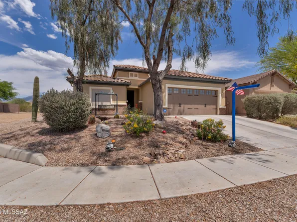 10061 S Black Surrey Dr, Vail, AZ 85641