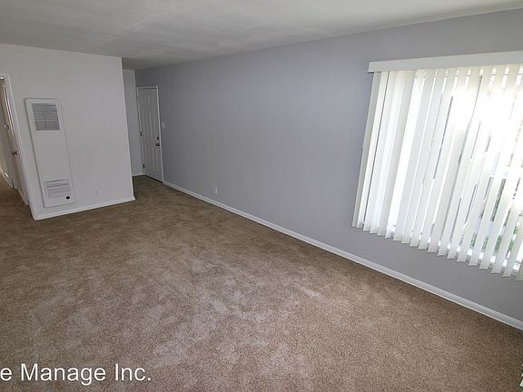 3rd image of 4540 N Banner Dr APT 4