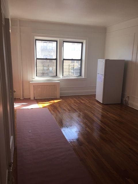 1st image of 49 Elm Ave APT 4F