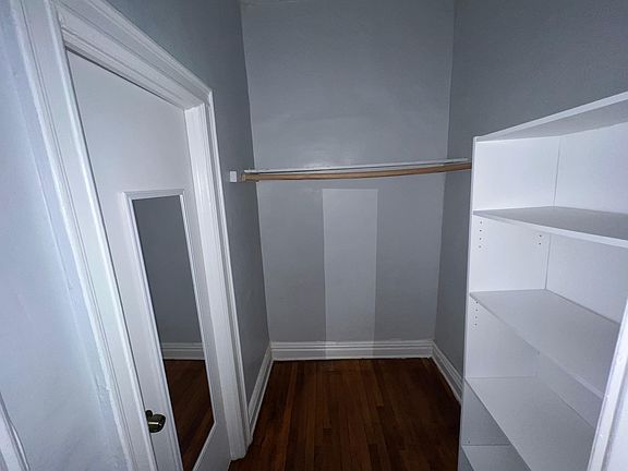 4th image of 2802 Kennedy Blvd #13E