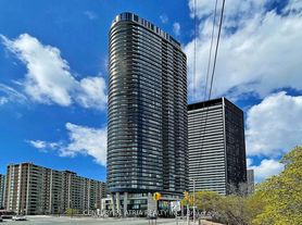 585 Bloor St E
