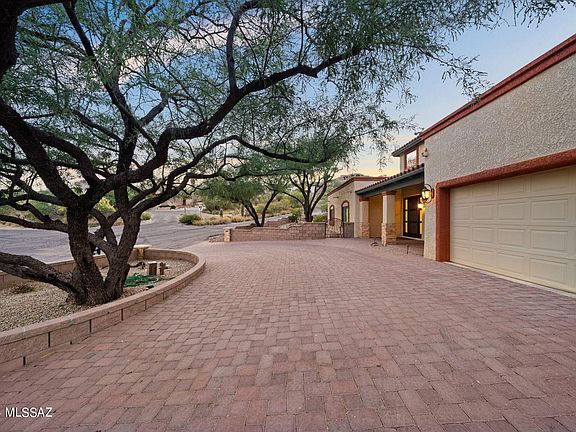 4th image of 5801 E Paseo Cimarron