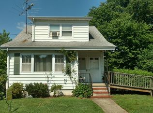 156 Washington Ave, Edison, NJ 08817