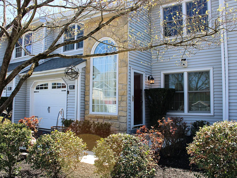 373 Carmen Dr
