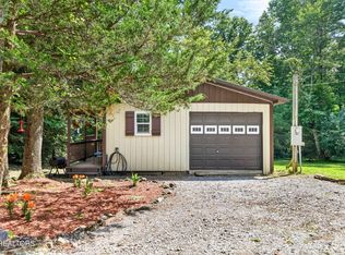207 David Crockett Rd, Crossville, TN 38572