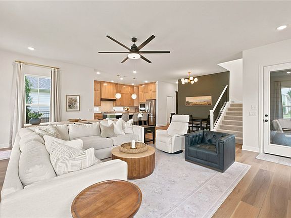 3rd image of 6900 Winterwood Ave