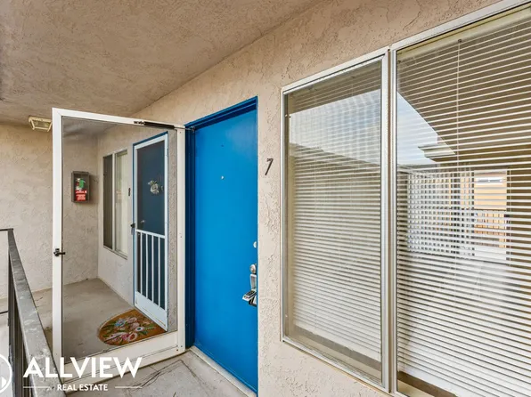 221 10th Street, 221 10th St #7, Huntington Beach, CA 92648