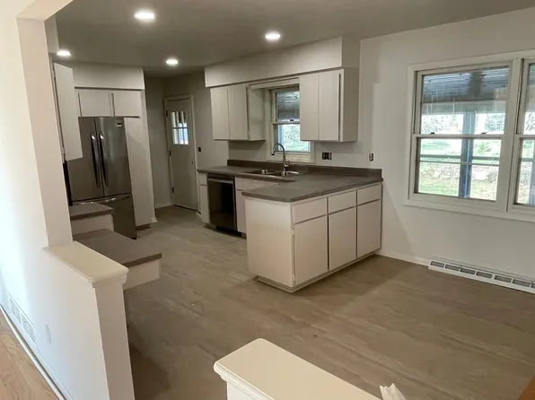 5518 Englewood Dr, Madison, WI 53705