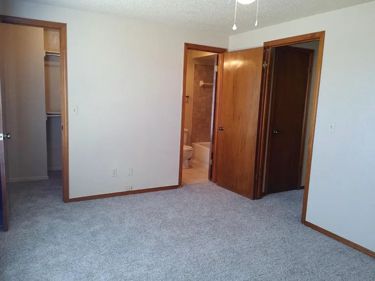 14113 Fairhill Ave — Photo 9