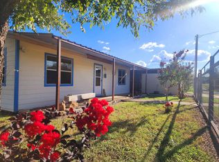 640 Wade St, Tow, TX 78672