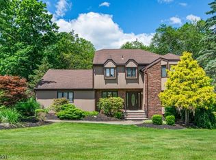27 Bedminster Rd, Randolph, NJ 07869