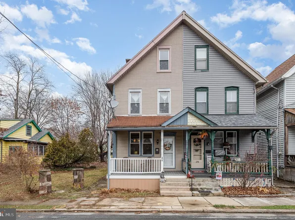 276 W Walnut St, Marietta, PA 17547