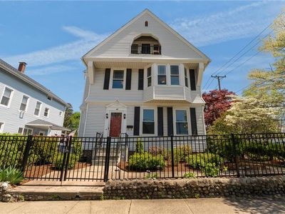 48 Waldo St, Pawtucket, RI, 02860