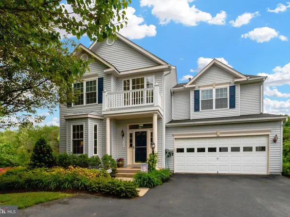 6229 Oakland Dr, Woodbridge, VA 22193