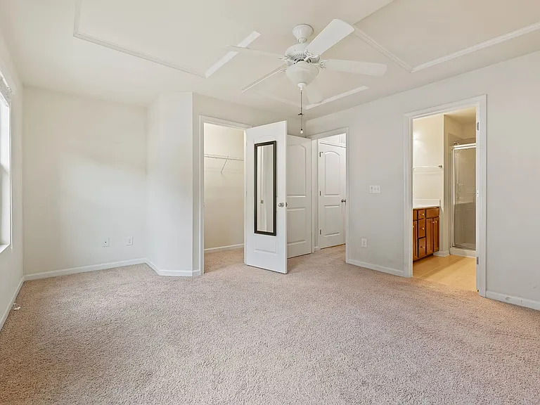 23 Pocono Dr — Photo 12