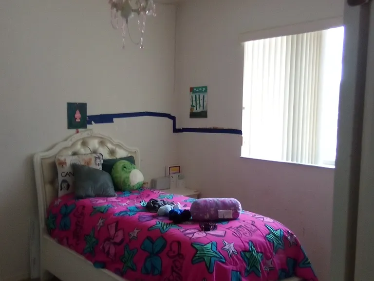 630 Beach Ave S — Photo 14