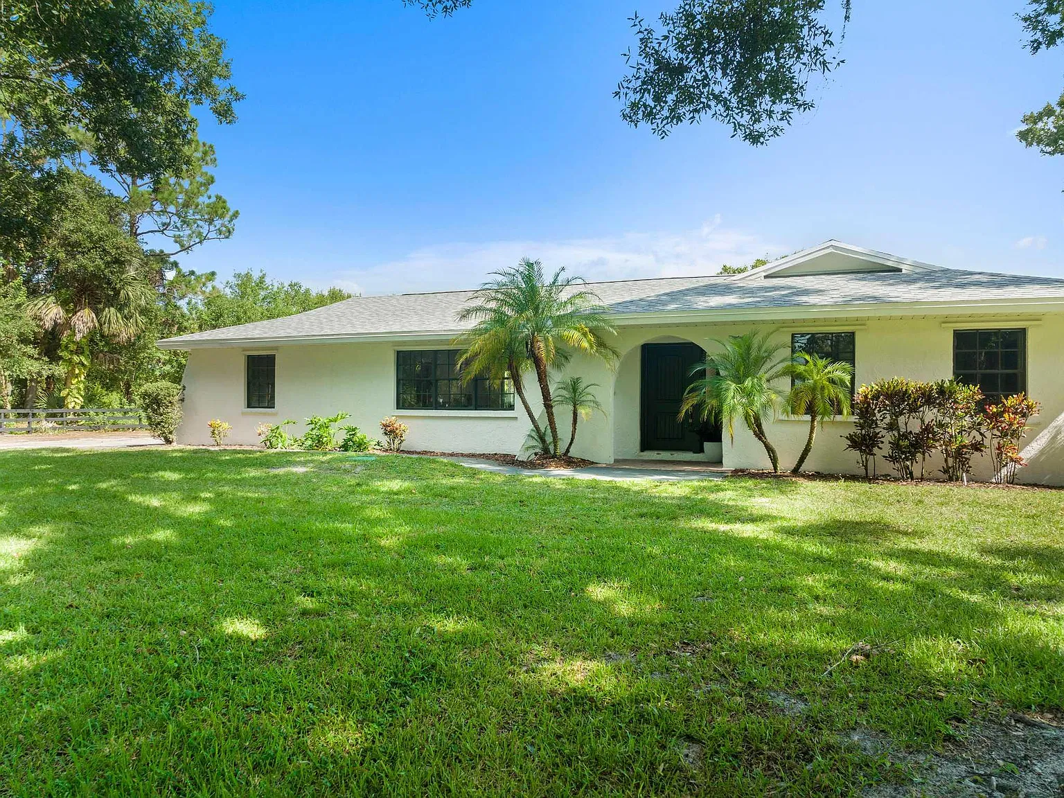 3 bed, 2500 sqft, $7,000 — Photo 3