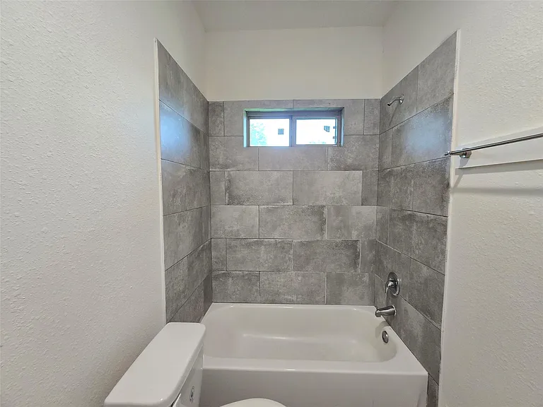 3702 Wylie St #A — Photo 16