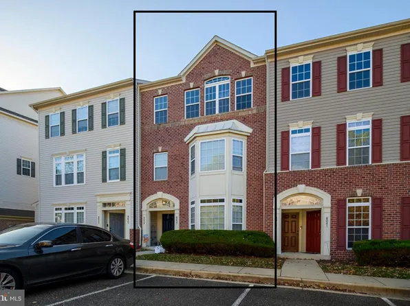 8039 Forest Ridge Dr #10, Chesapeake Beach, MD 20732