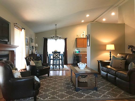 Living / Dining
