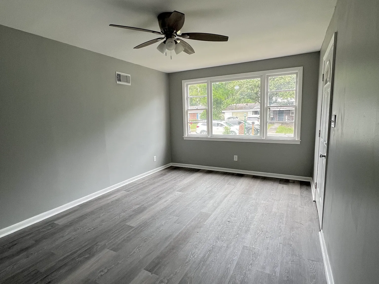 4 bed, 1653 sqft, $2,600 — Photo 2