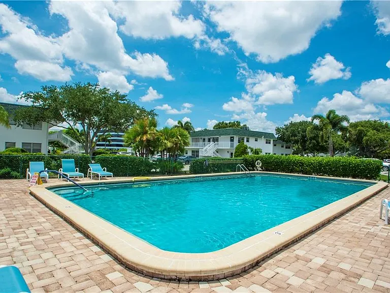 2800 Indian River Blvd #G8 — Photo 31