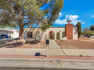 301 Los Nietos Ct, El Paso, TX 79932