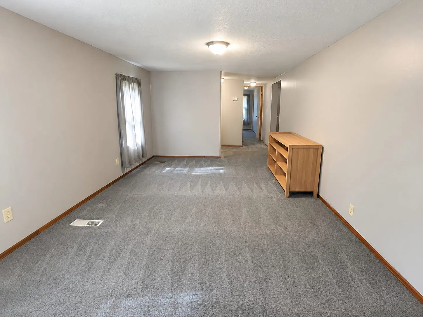 2 bed, 1104 sqft, $1,050 — Photo 4