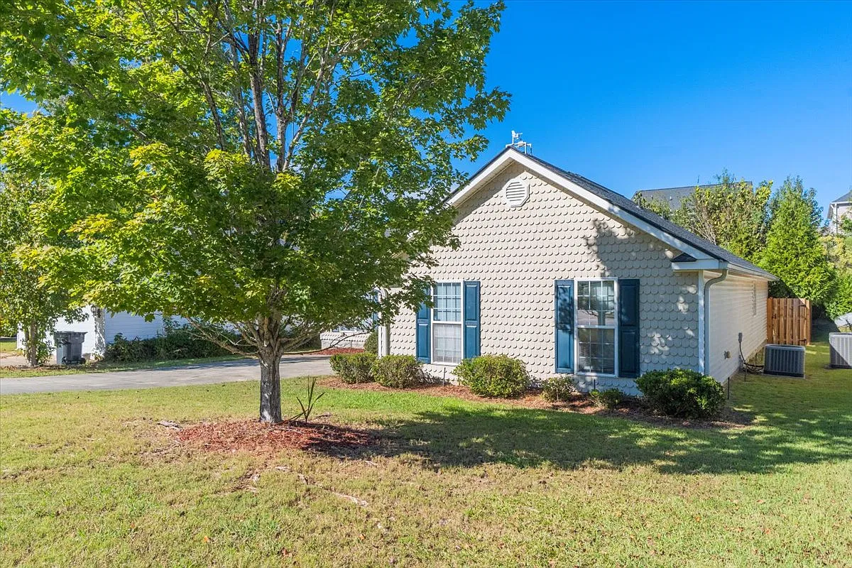 3 bed, 1528 sqft, $1,850 — Photo 3