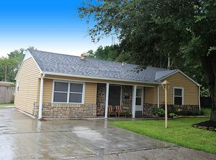 2709 Irving Ln, Pasadena, TX 77506