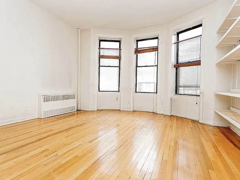 1046 Bergen St #1D — Photo 1