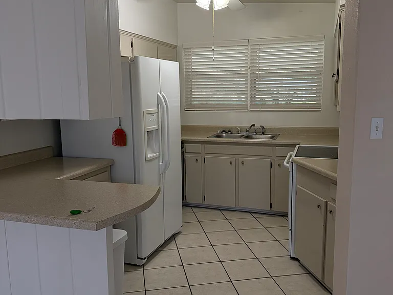123 Gilmore Dr — Photo 5