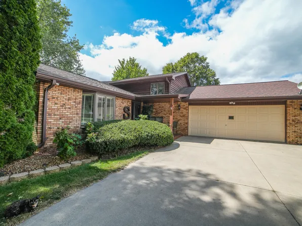 10454 N 500e Rd, Manteno, IL 60950