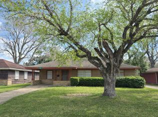 1413 Brazos Ave, La Marque, TX 77568