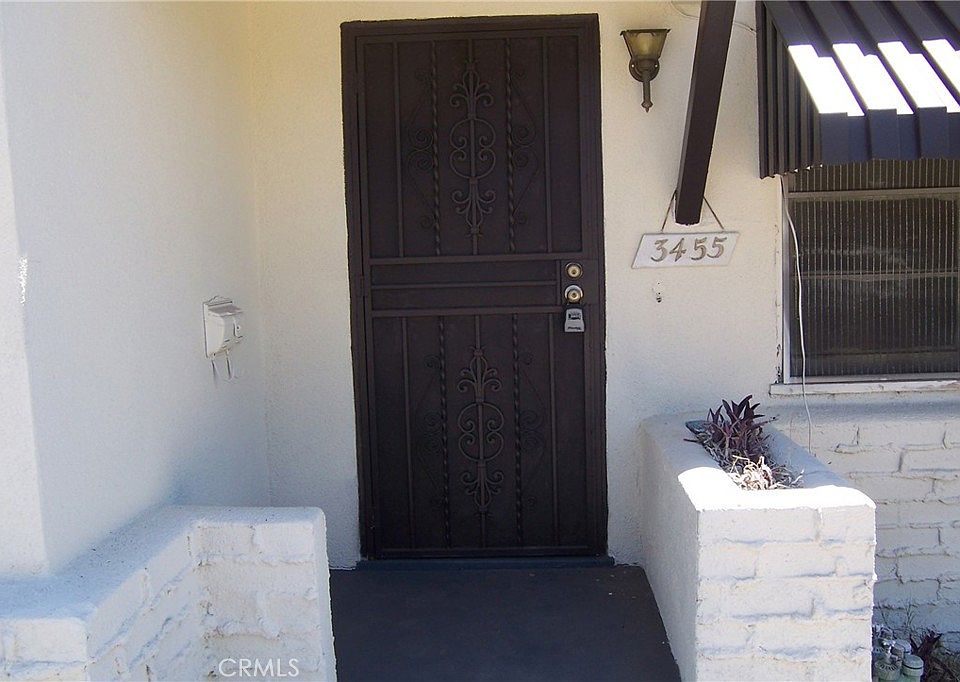 1st image of 3455 N Pershing Ave