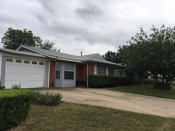 2nd image of 4858 Ivy Hill Ct