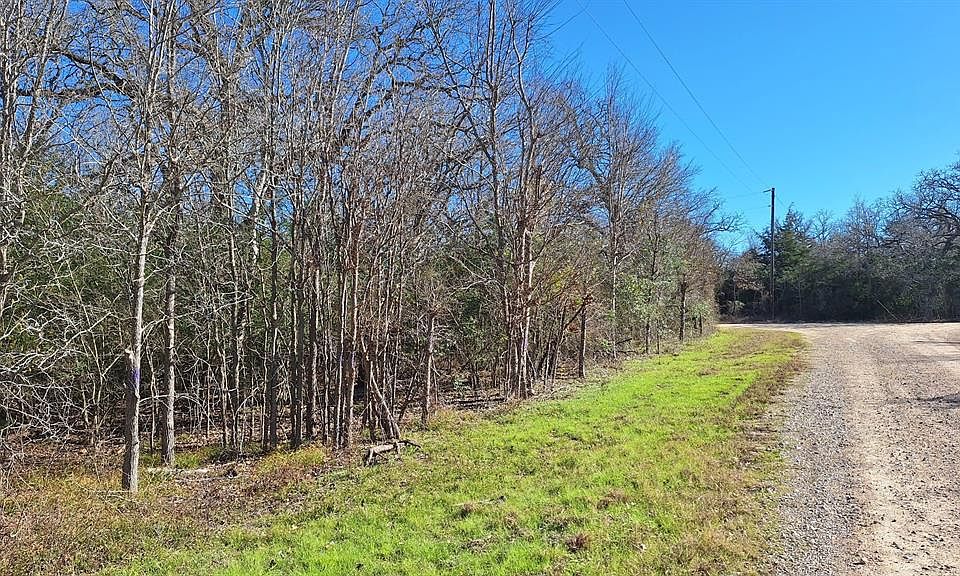 1st image of 687 Quail Hollow Drive