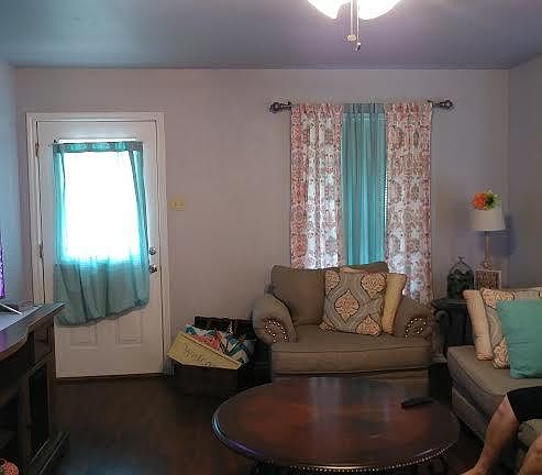 5th image of 1120 McLain St