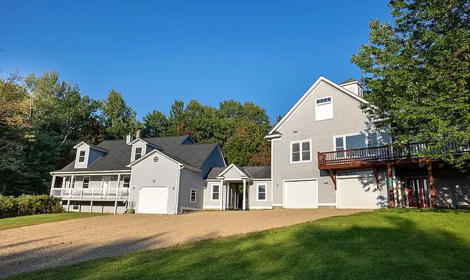 1207 Moody Rd — Photo 1