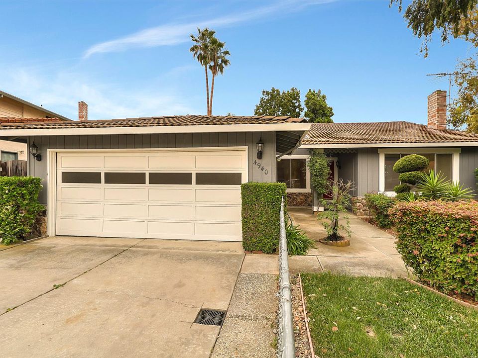 1st image of 4940 Collomia Ct