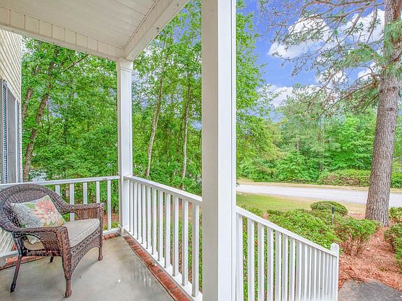 2nd image of 105 Tall Pine Dr