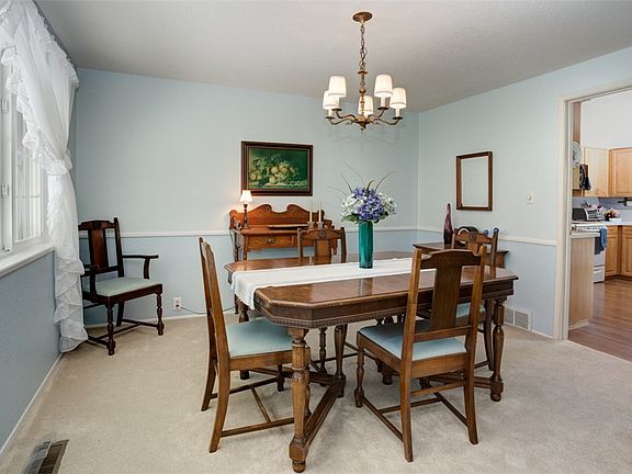 4th image of 17424 NE 19th Pl
