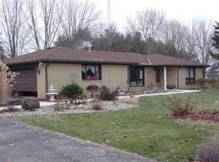 2169 S County Farm Rd, Warsaw, IN 46580