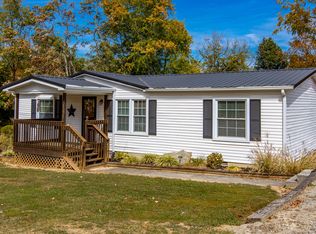 141 Maple Hill Rd, Harrodsburg, KY 40330